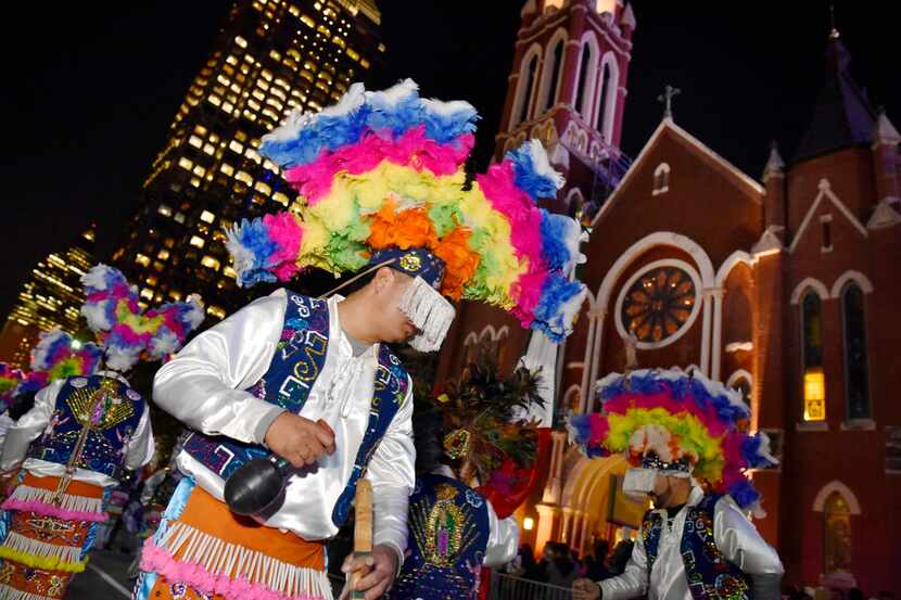 La Danza de los Matachines previo a una celebración del Día de la Virgen de Guadalupe en la...