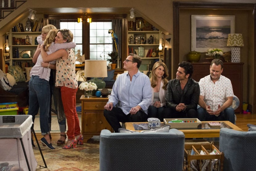 John Stamos, Andrea Barber, Candace Cameron Bure, Dave Coulier, Lori Loughlin, Bob Saget y...