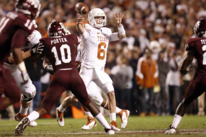 Texas Longhorns quarterback Case McCoy (6) was part of the most recent UT squad to face...