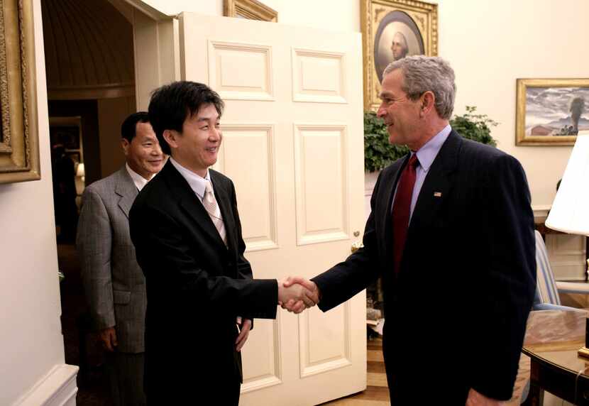 President George W. Bush welcomed Kang Chol-hwan, author of The Aquariums of Pyongyang: Ten...