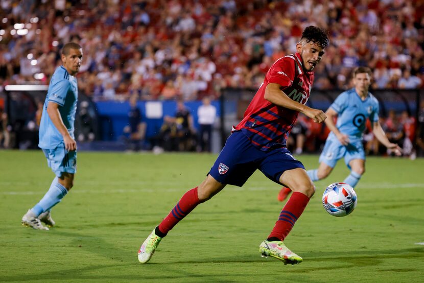 FC Dallas forward Ricardo Pepi (16) goes for a kick during the second half of a FC Dallas...