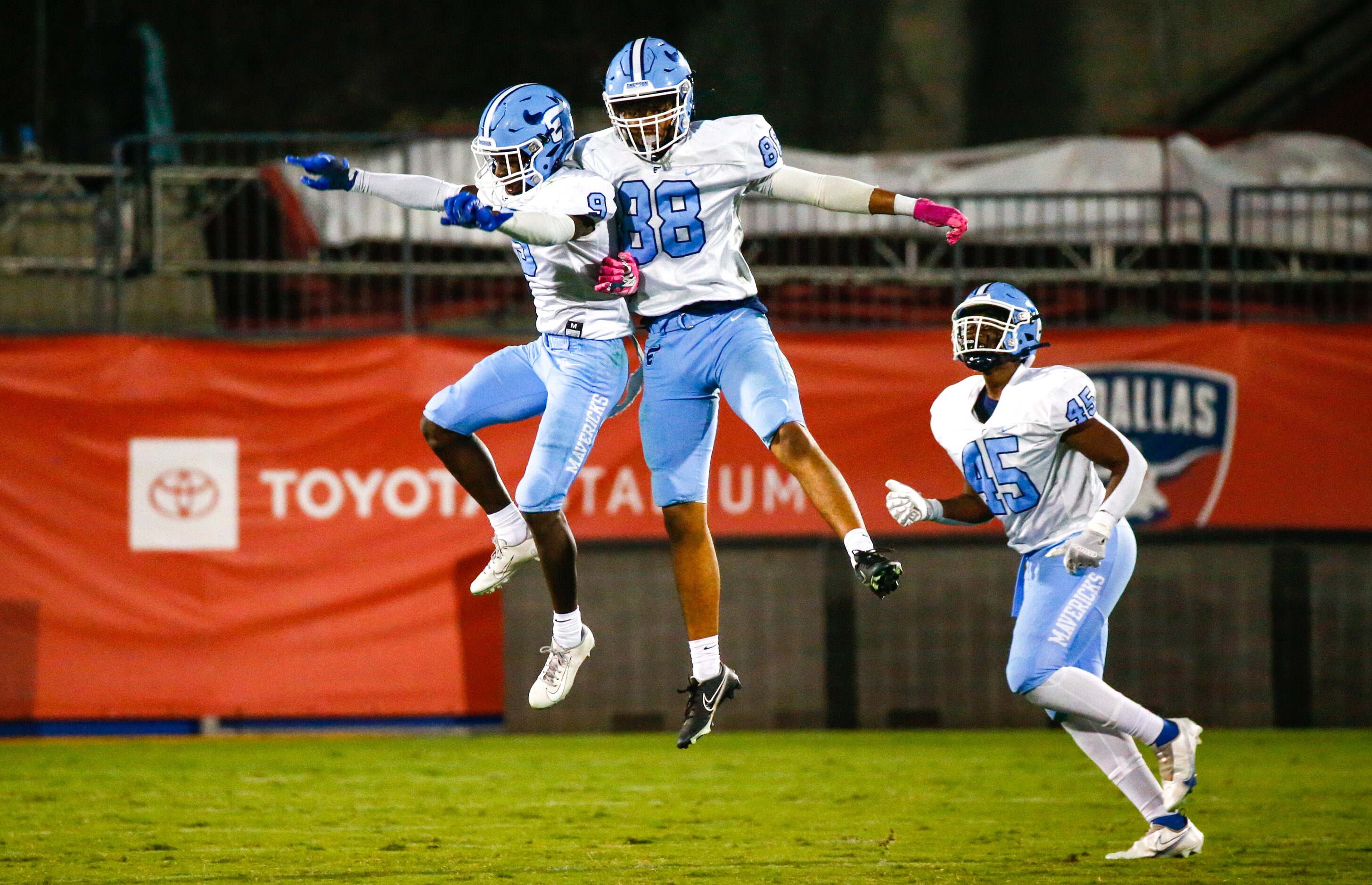 Emerson Mavericks defensive back Christian Lyons (9) jumps to celebrate a block with...