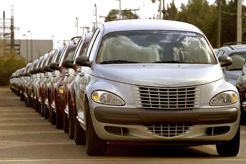 Daimler Chrysler ha producido decenas de vehículos en su planta de Toluca, México.(GETTY...