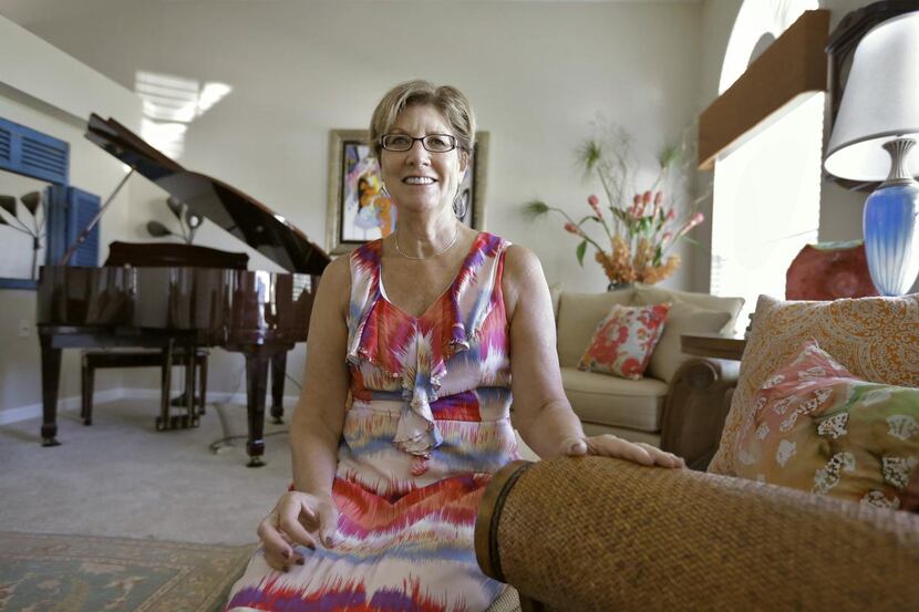
Debbie Cooley-Guy gave up her dream home, selling it for less than she owed on her mortgage...