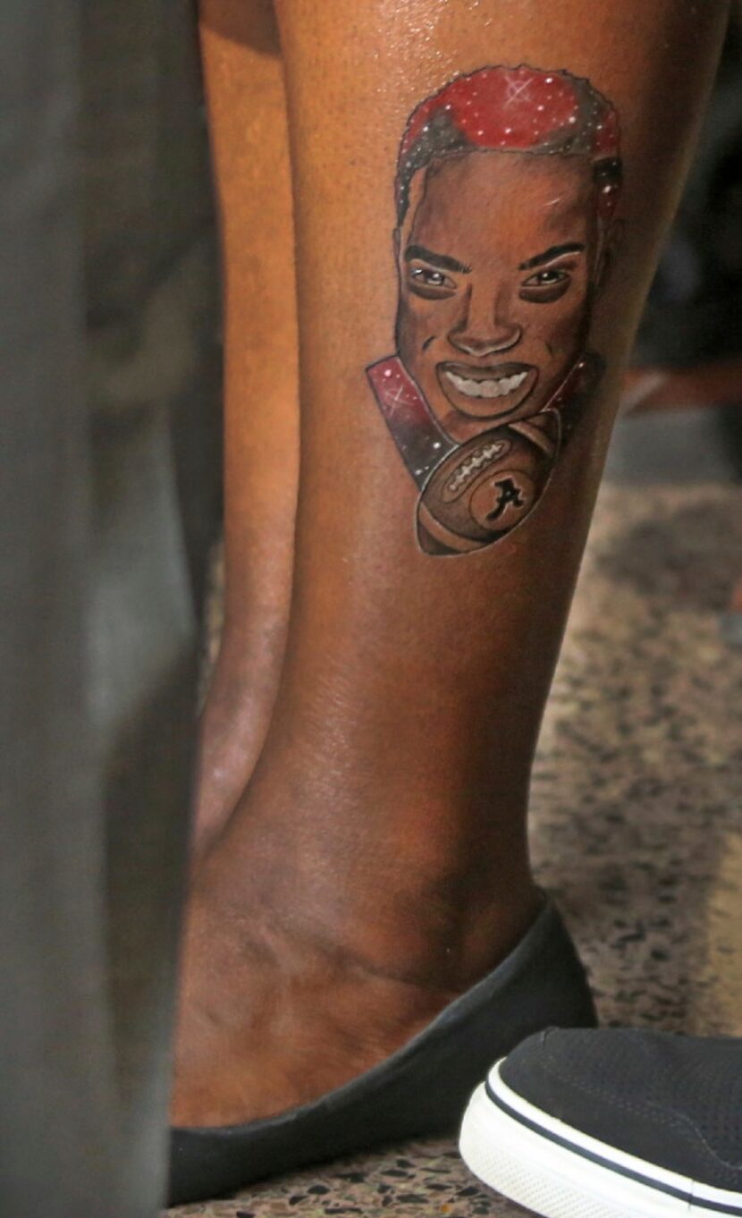 Charmaine Edwards has a tattoo of Jordan Edwards on her leg.