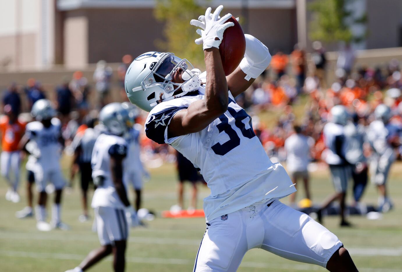 Cowboys DE Randy Gregory Named 2022 Pro Bowl Alternate ✭ Inside The Star