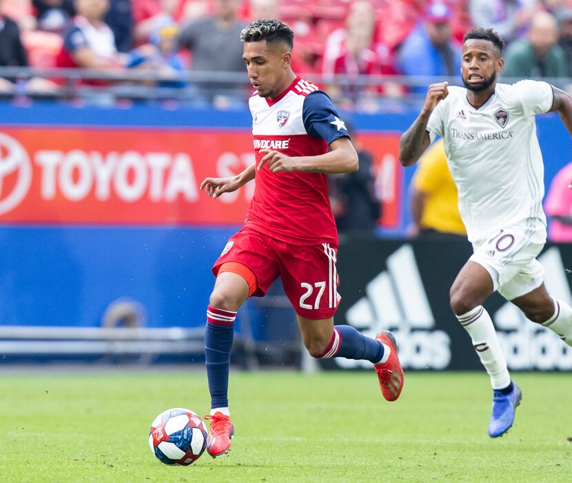 FRISCO, TX - MARCH 23: FC Dallas forward Jesus Ferreira (#27) dribbles up field during the...