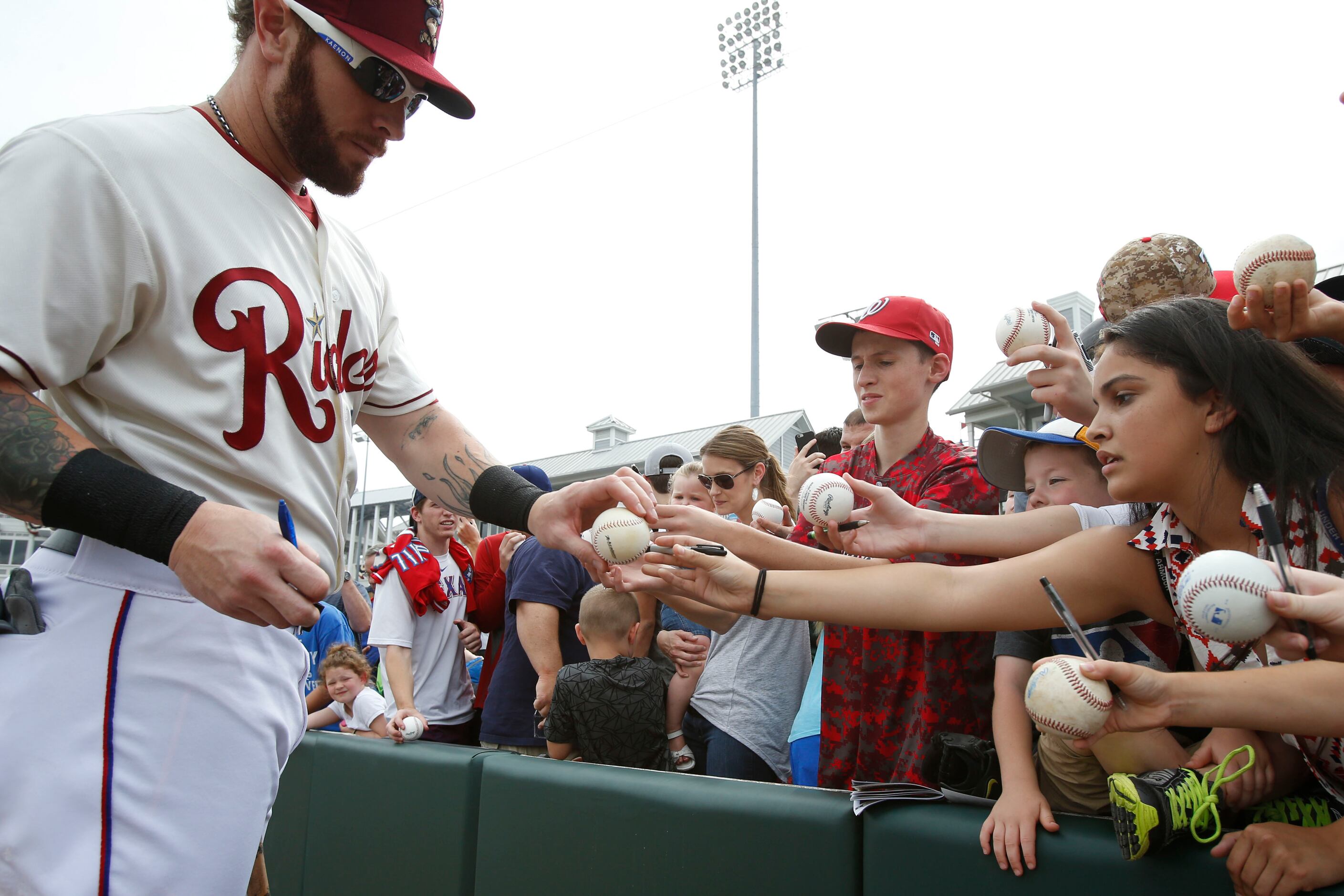 Rangers OF Josh Hamilton enjoying return to D-FW, warm receptions