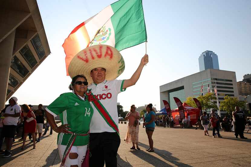 Se espera a cientos de personas en el Farmers Market para la celebración de "El Grito".