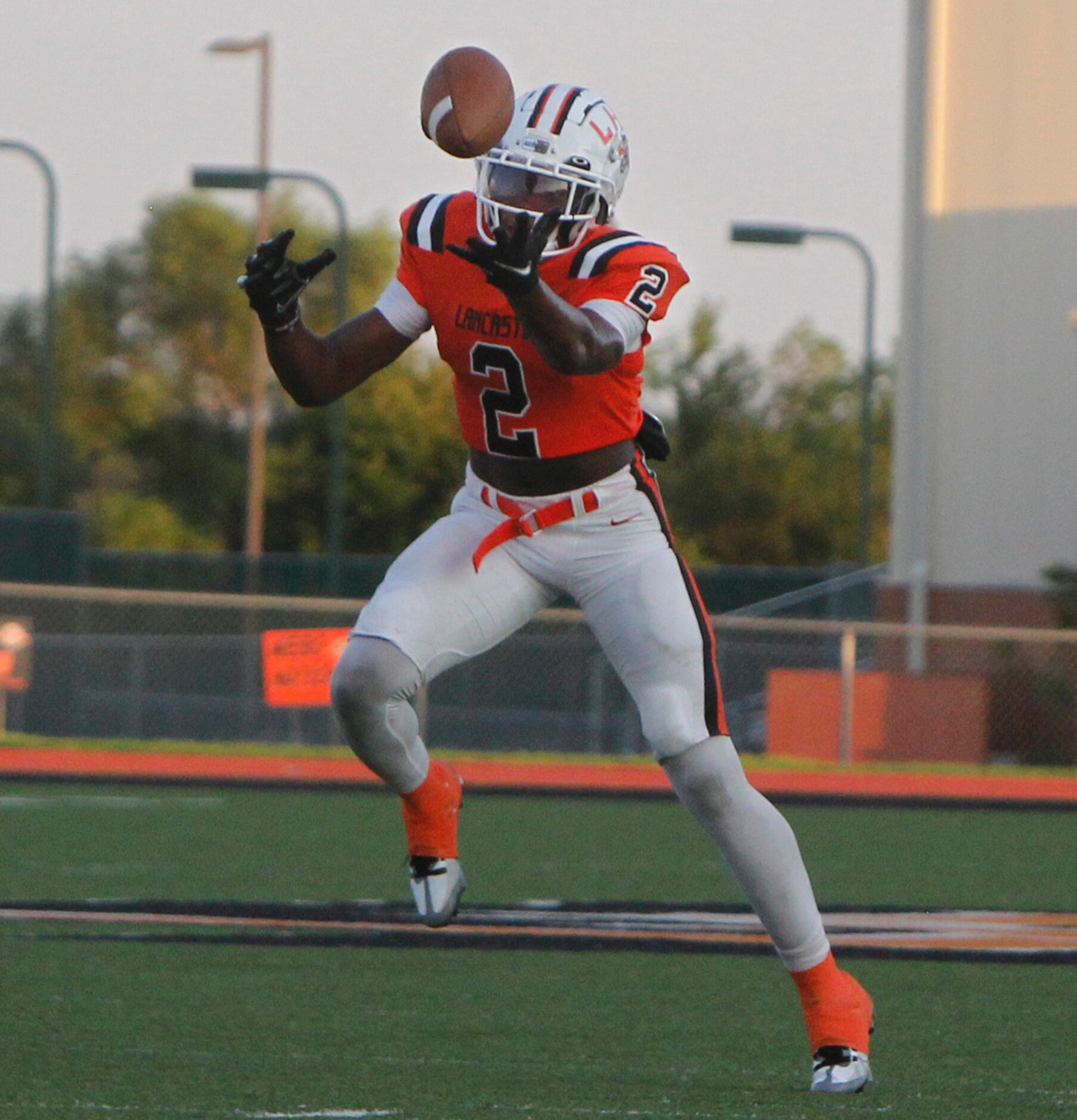 Lancaster Kewan Lacy (2) pulls in a pass in the Tigers backfield during first half action...