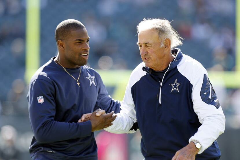 Dallas Cowboys running back DeMarco Murray (29) greets defensive coordinator Monte Kiffin...