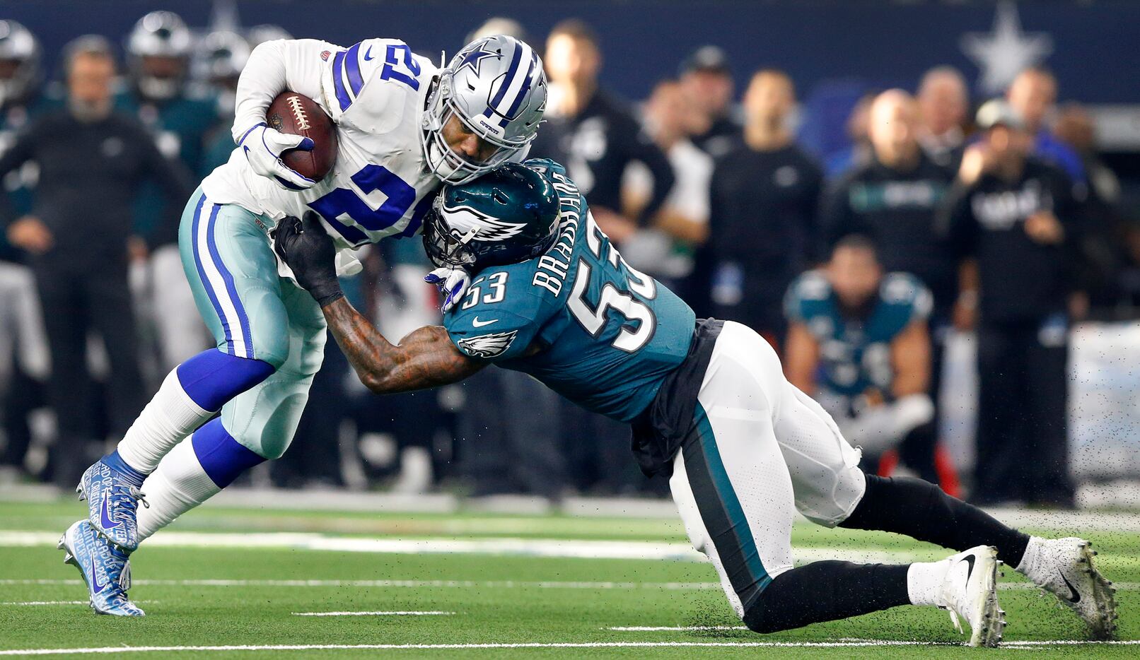 Dallas Cowboys Pro Bowler Doesn't See A Huge Gap Between Them And The  Philadelphia Eagles