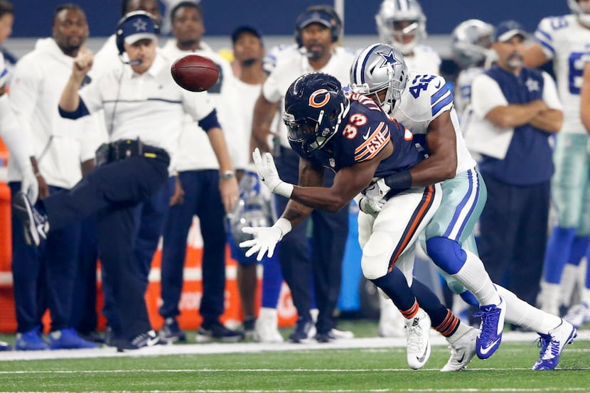 Dallas Cowboys strong safety Barry Church (42) hits Chicago Bears running back Jeremy...
