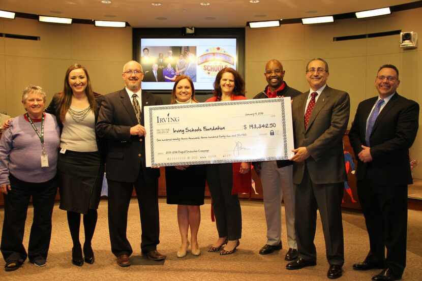  Irving ISD staff and teachers give back to their district. 