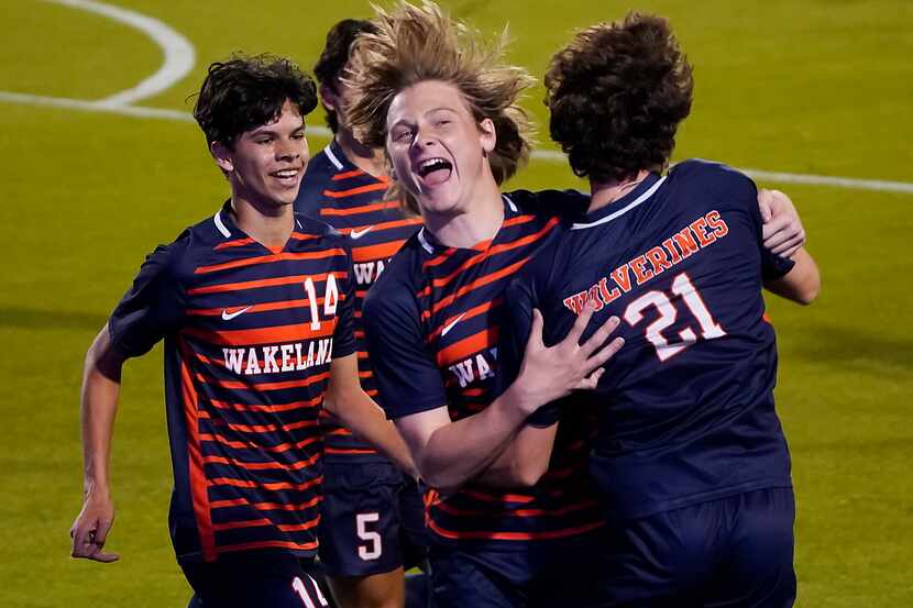Frisco Wakeland’s Jimmy Suerth (21) celebrates with Peyton Atchley (15) after scoring a goal...