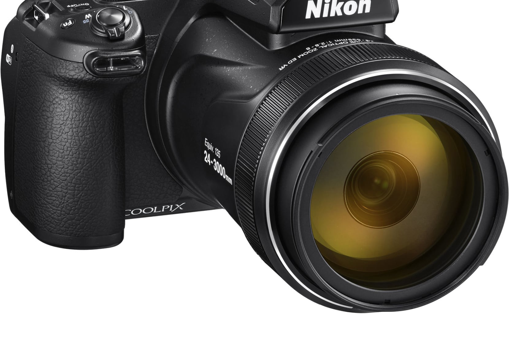 Nikon gives the Coolpix P900 a monstrous 83x optical zoom