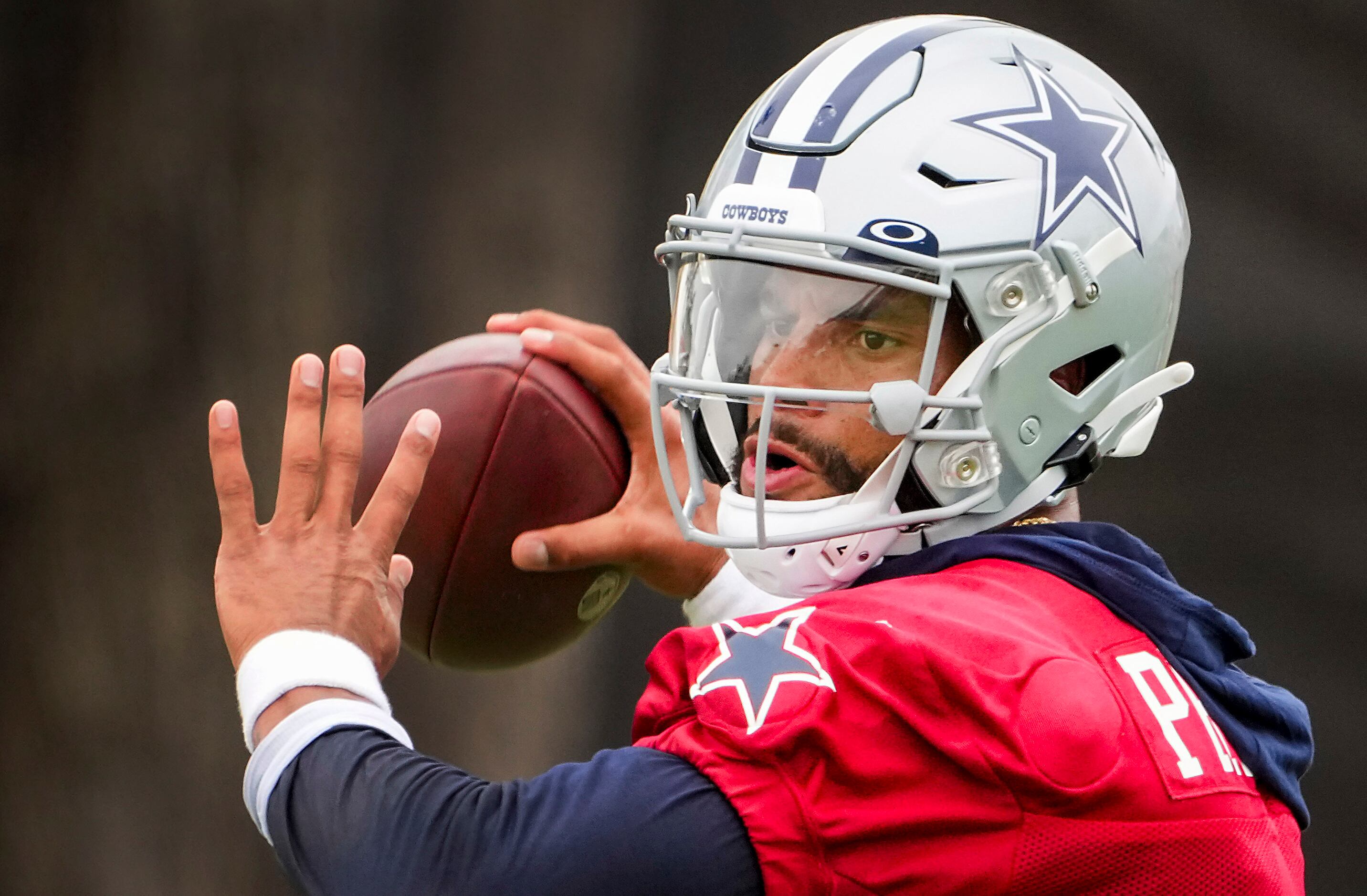 Hard Knocks: What Cowboys QB Dak Prescott does and doesn't fear