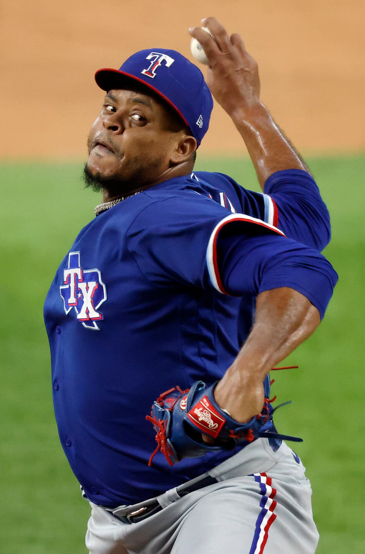 Texas Rangers pitcher Edinson Vólquez throws in relief during an intrasquad game at Summer...