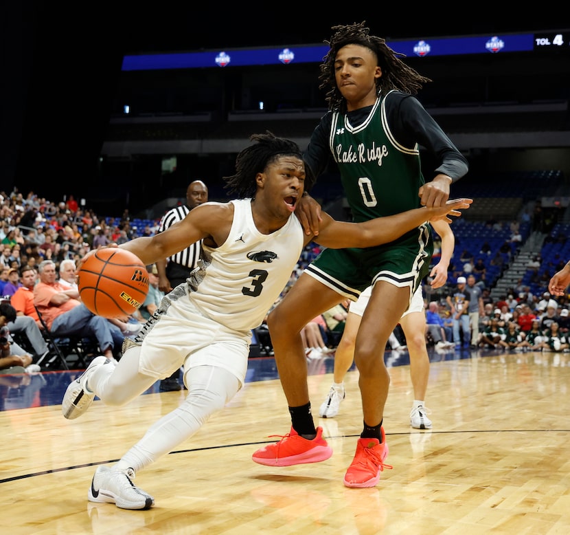 Plano East Panthers Isaiah Brewington (3) drives by Mansfield Lake Ridge Eagles Kenny White...