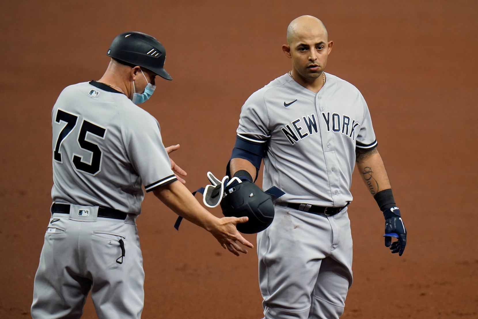 Yankees want to stop issuing uniform numbers to managers, coaches