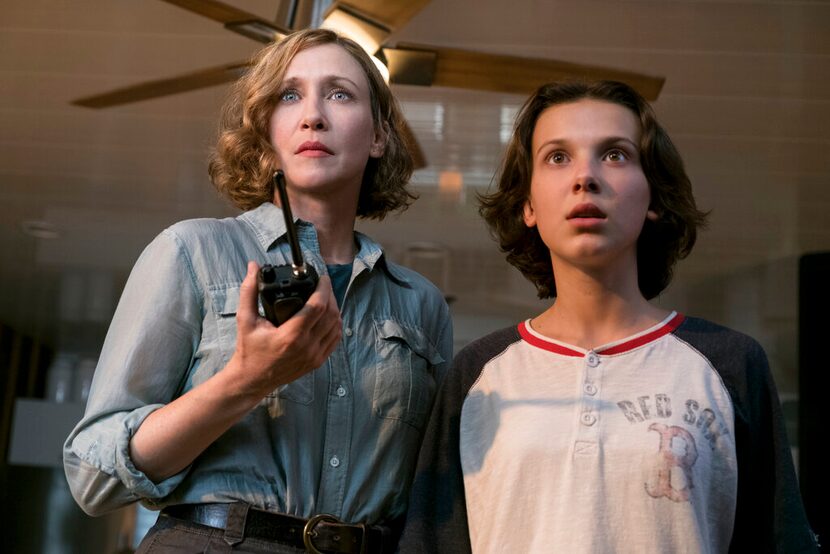 Vera Farmiga y Millie Bobby Brown en Godzilla: King of the Monsters.” (Warner Bros. Pictures)