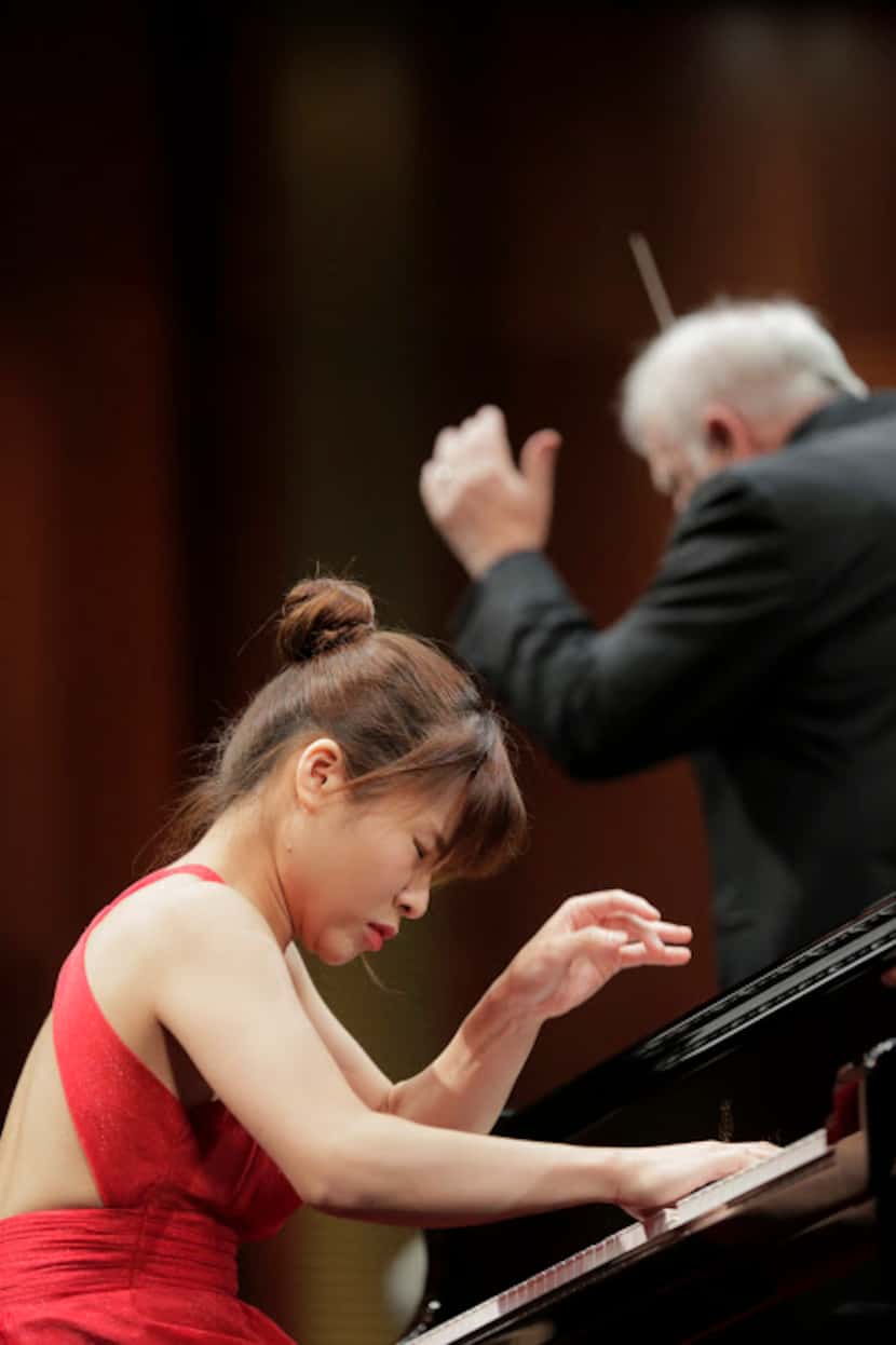 Pianist Rachel Cheung performed with conductor Leonard Slatkin and the Fort Worth Symphony...