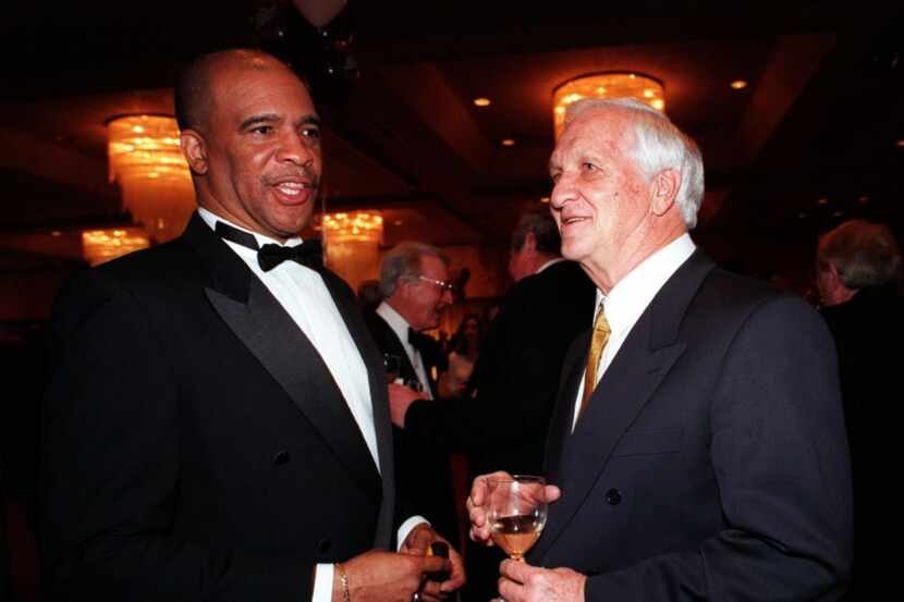 1/19/99 - Doak Walker Awards: Left, Former Cowboys wide  receiver, Drew Pearson chats with...