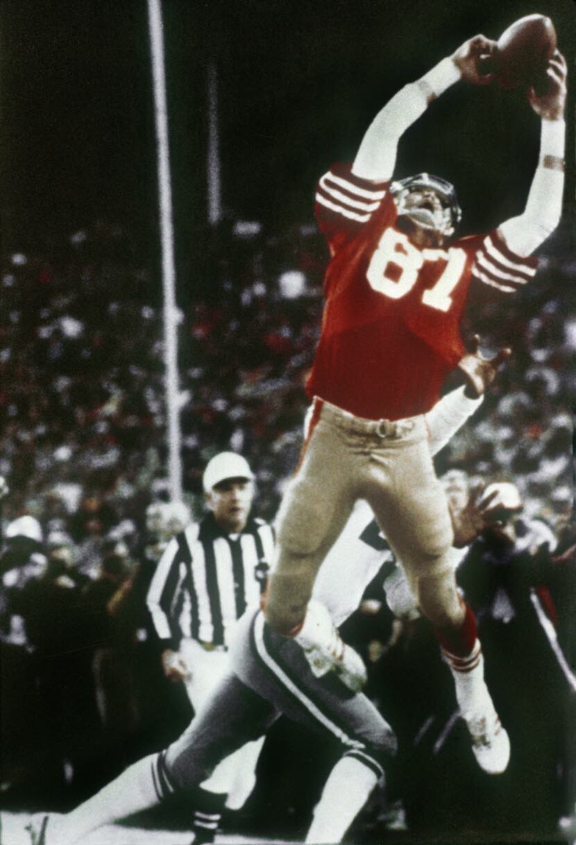 San Francisco 49ers great Joe Montana introduces Dwight Clark on