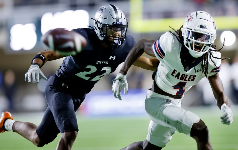 Denton Guyer defensive back Peyton Bowen (22) covers Allen wide receiver Messiah Washington...