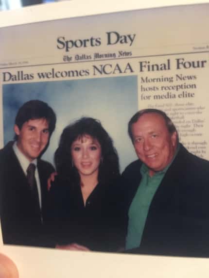 Tim and Lori Cowlishaw (left) with DMN writer Harless Wade at the 1986 Final Four in Dallas.