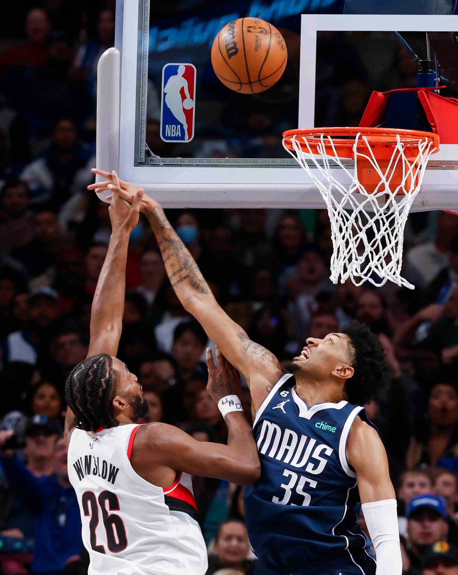 Portland Trail Blazers forward Justise Winslow (26) shoots as Dallas Mavericks forward...