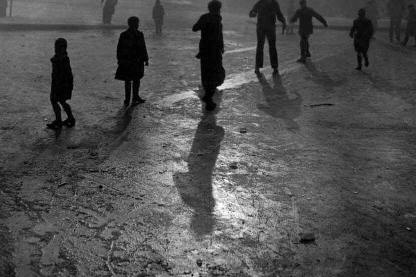 Hampstead Heath, London, England, on Dec. 8, 1952,  as a choking smog settled in over the...