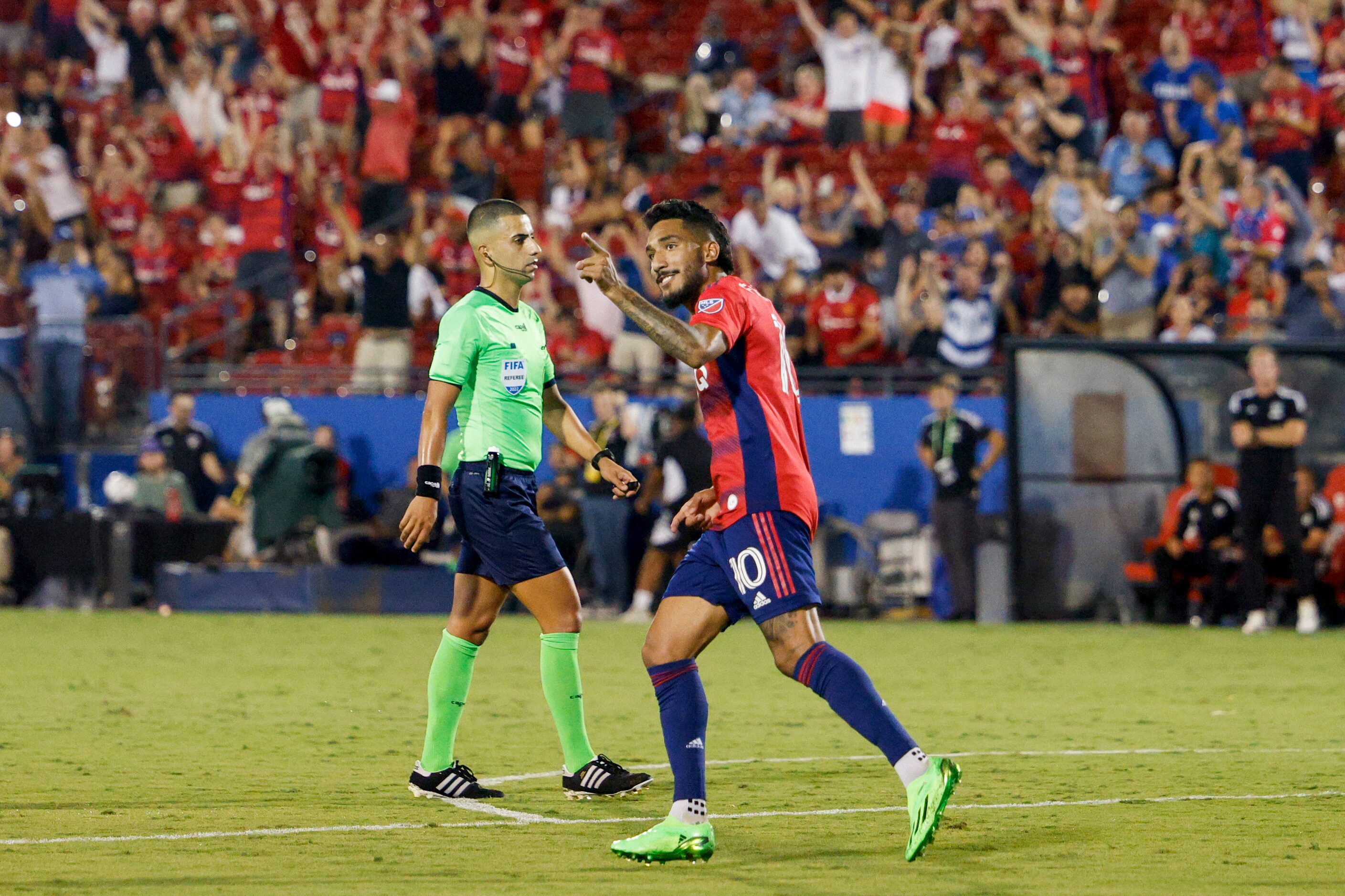 FC Dallas forward Jesús Ferreira (10) celebrates a goal in the 34th minute of the first half...