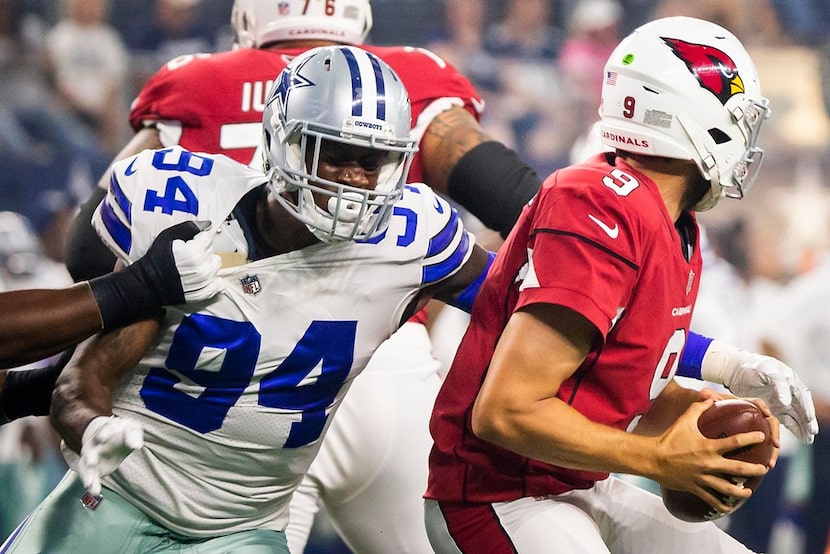 Dallas Cowboys defensive end Randy Gregory (94) sacks Arizona Cardinals quarterback Sam...