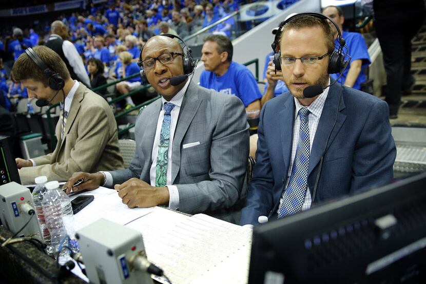 FILE - Mavericks announcers Mark Followill (right) and Derek Harper (center) work a...