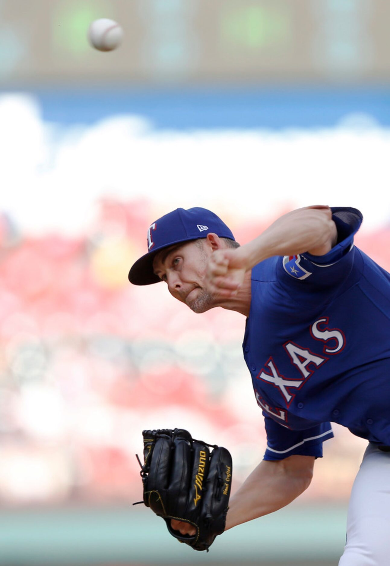 Texas Rangers starting pitcher Mike Minor (23) pitches in the first inning of play in a game...