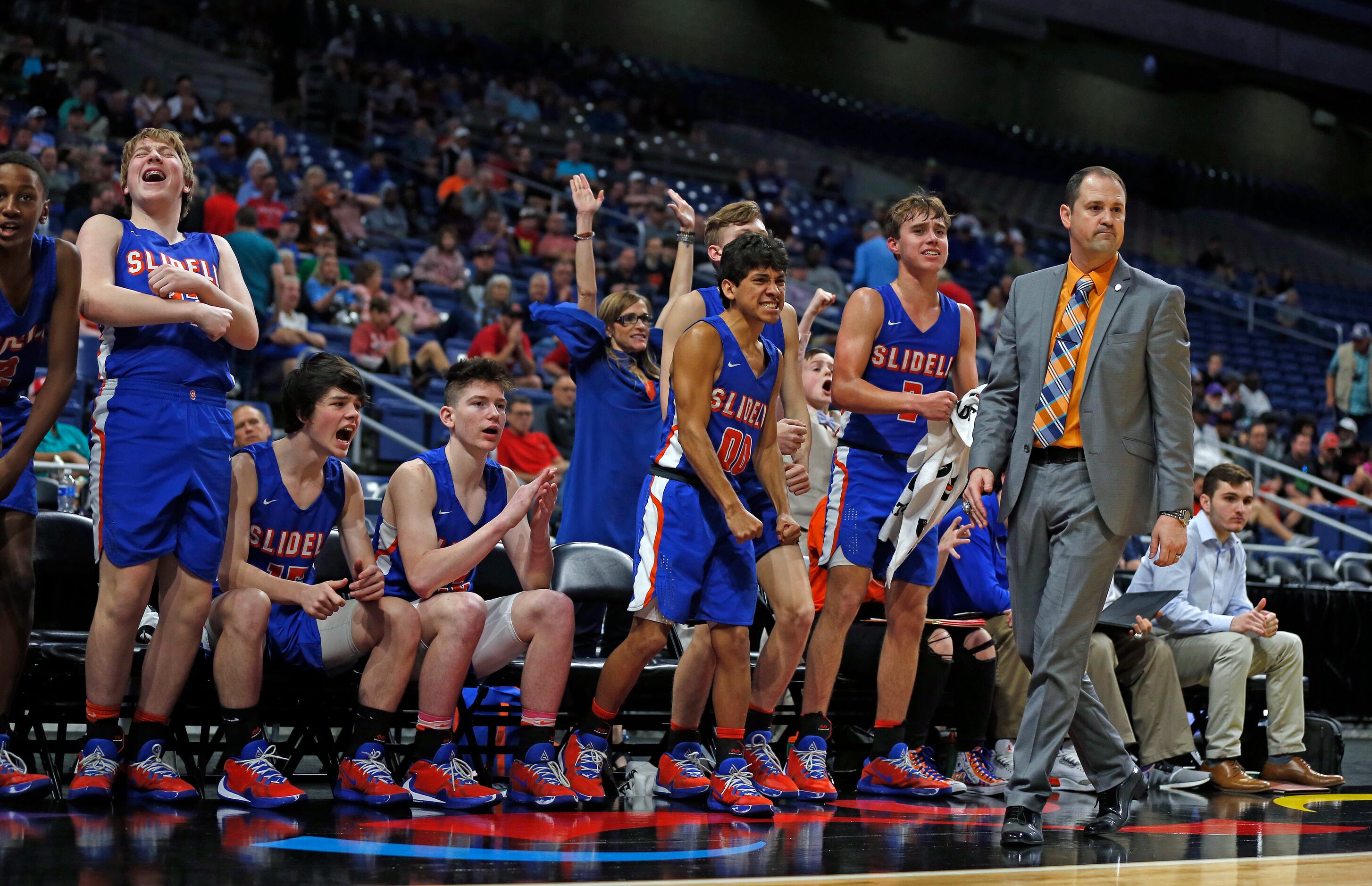 Slidell bench celebrates after a basket late in fourth quarter. Slidell defeated Jayton...