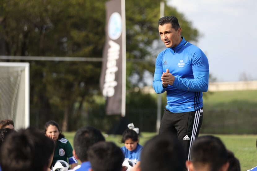 Adolfo Ríos en un evento reciente en Dallas.