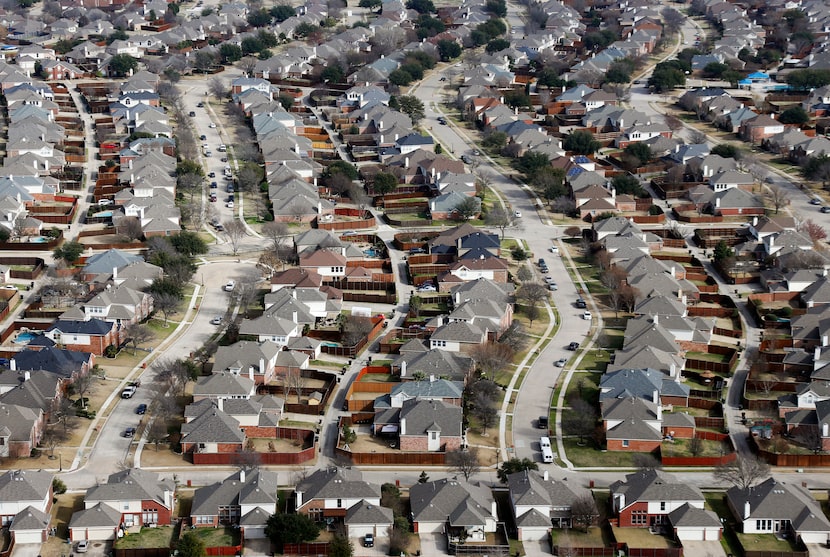 Builders have started more than 3,000 rental houses in the D-FW area this year.