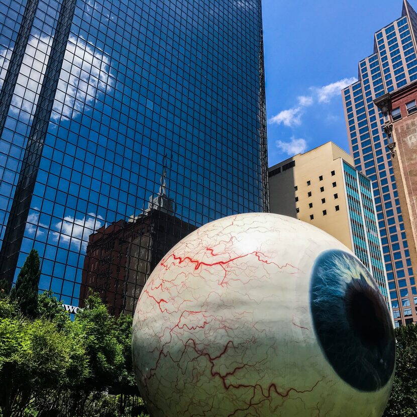 Tony Tasset’s "Eye" sculpture in downtown Dallas stands 30 feet tall.