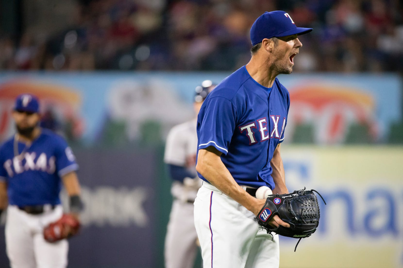 Cole Hamels Planning Comeback In 2023 - MLB Trade Rumors