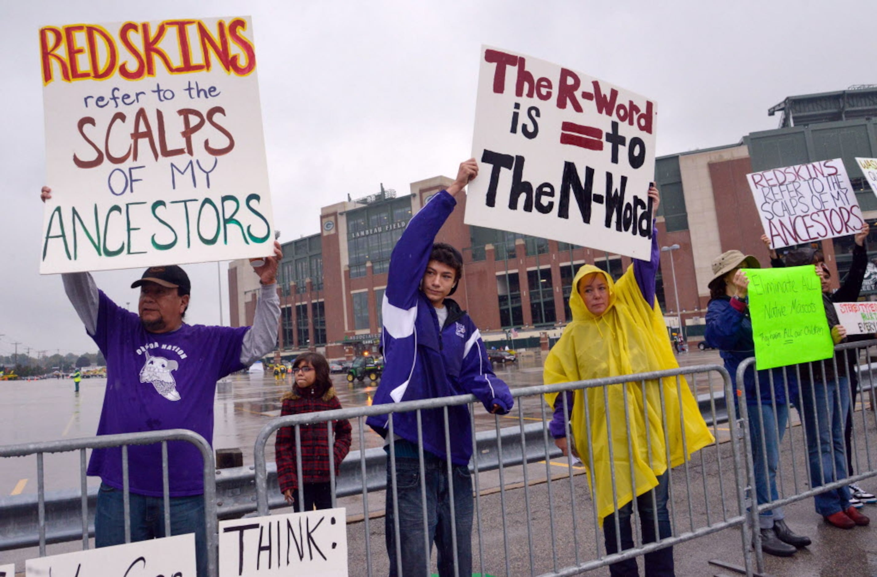 Oneida tribe calls for Washington Redskins name change