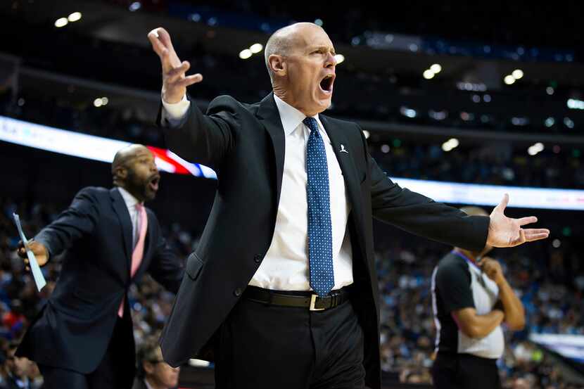 Rick Carlisle hopes that a bug that is making the rounds on his team doesn't get any worse...