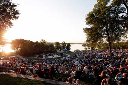 The Arboretum's tribute band series draws thousands. 