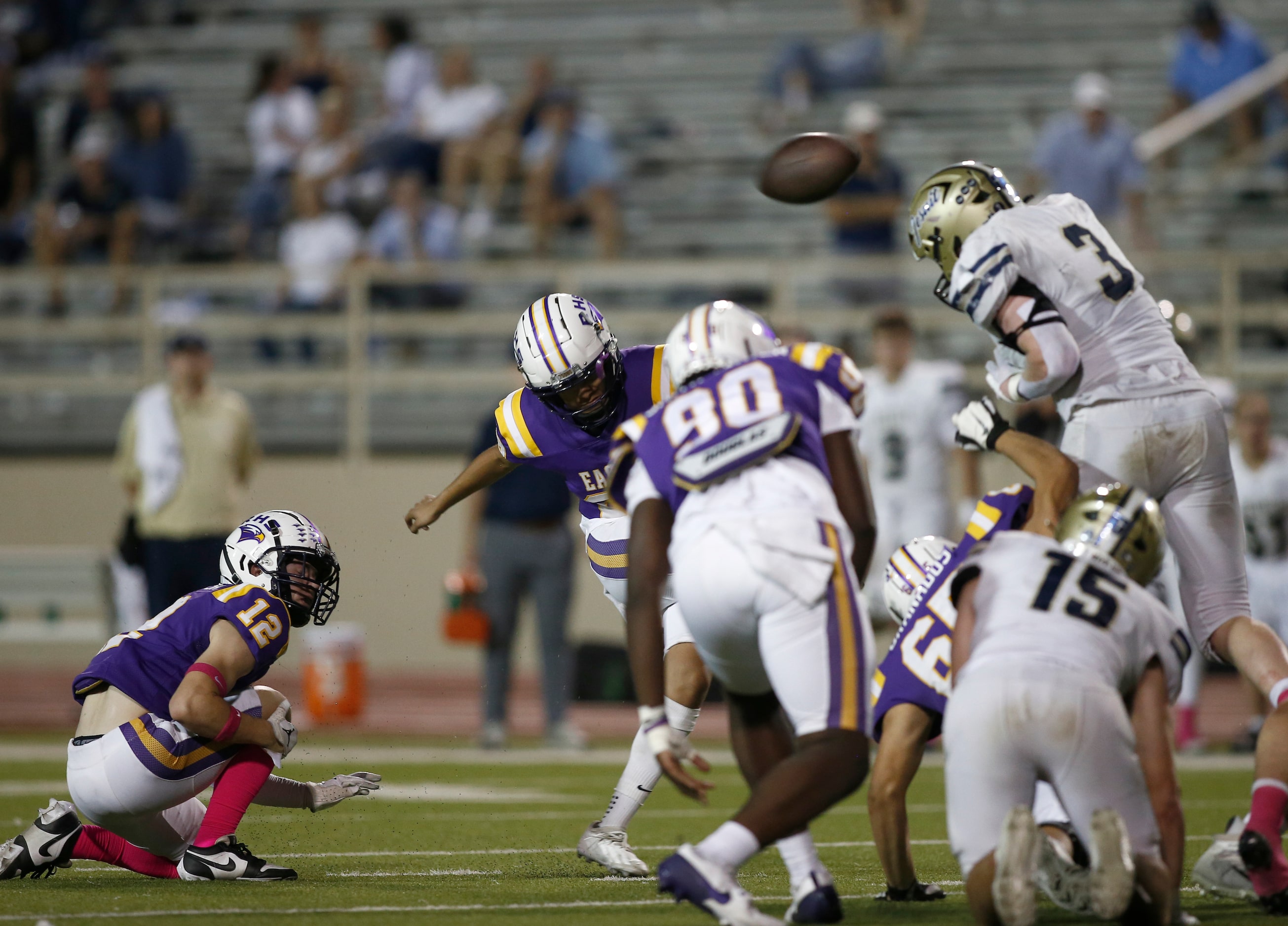 Jesuit defensive lineman Cade Gill (3) blocks the field goal attempt by Richardson kicker...