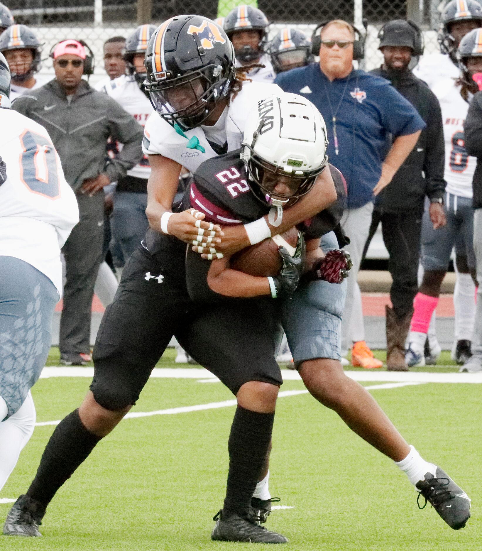 Wylie High School running back Joshua Ausborne (22) carries the football during the first...