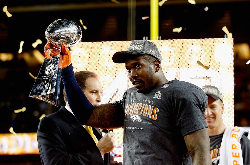 SANTA CLARA, CA - FEBRUARY 07:  Von Miller #58 of the Denver Broncos celebrates with the...