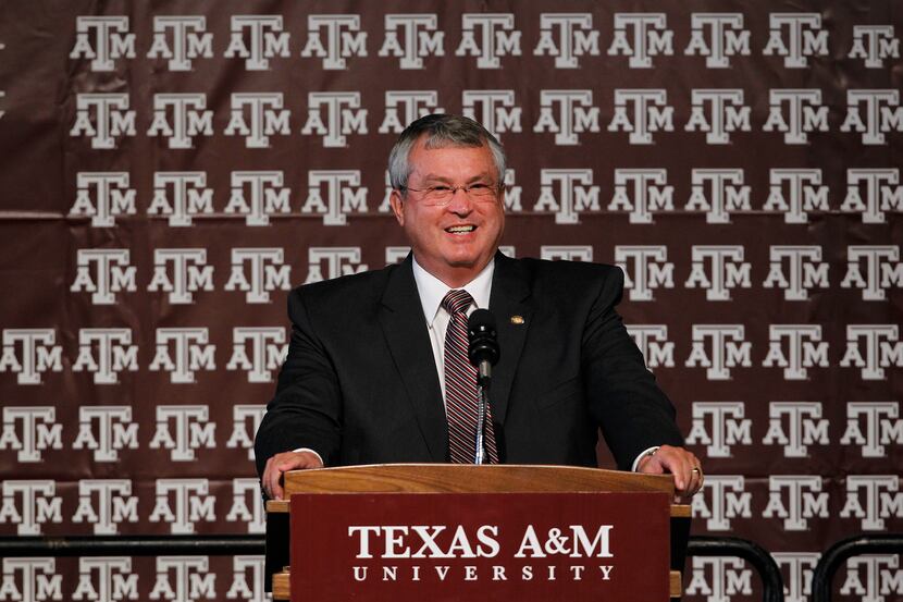 Texas A&M athletic director Bill Byrne will not serve beyond his current contract, which...
