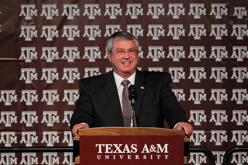 Texas A&M athletic director Bill Byrne will not serve beyond his current contract, which...