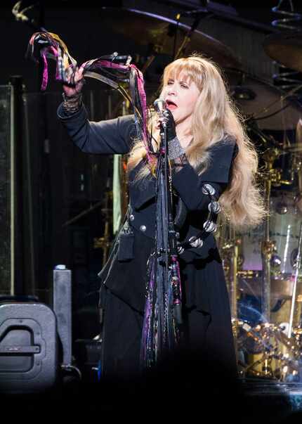 Fleetwood Mac singer Stevie Nicks proved she's still got it with a riveting performance that...
